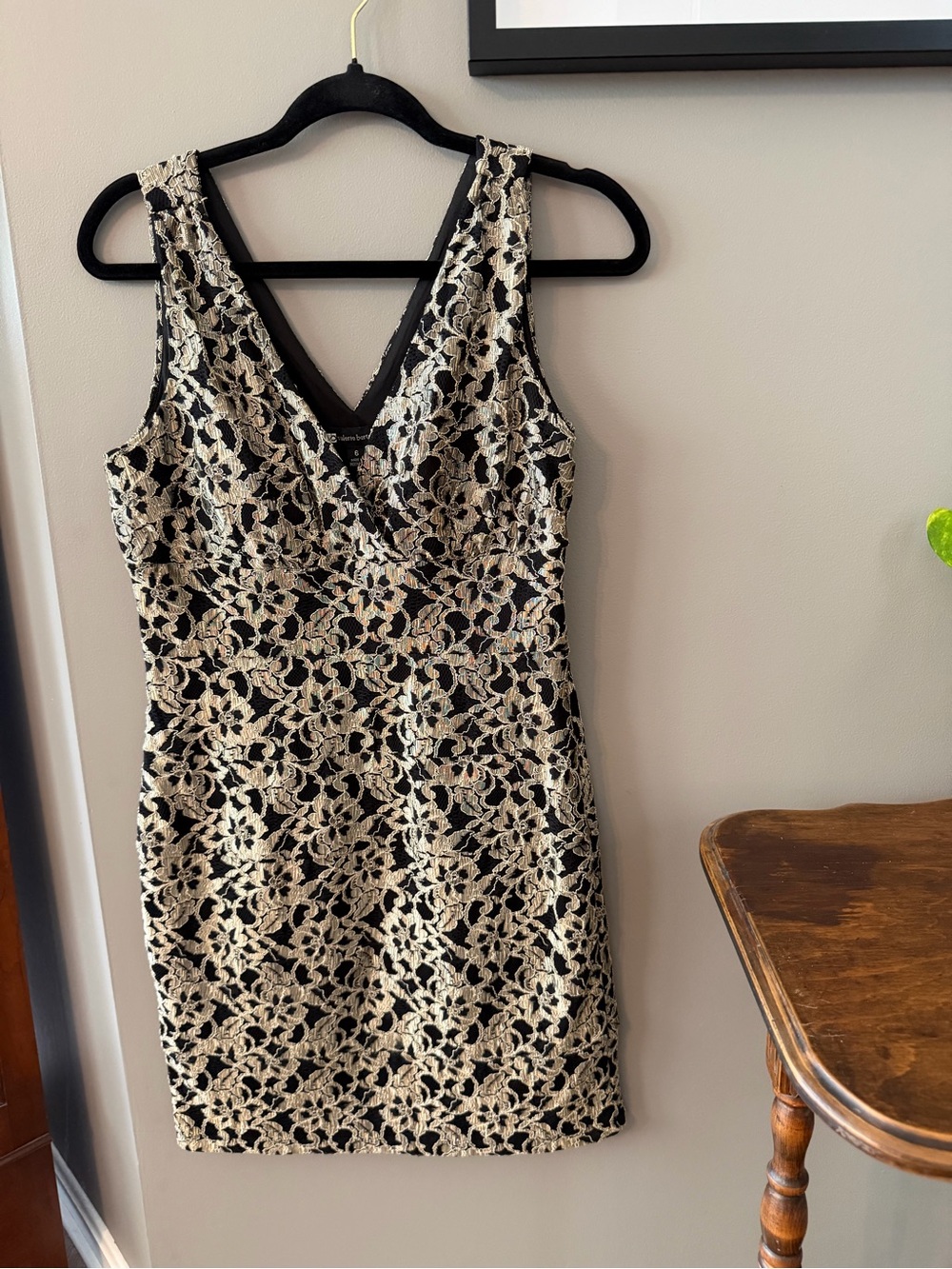 Valerie Bertinelli Black with Gold Metallic Lace Dress. Size 6
